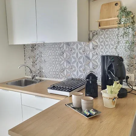 Apartment Sole Raggiante Lia Darzillo