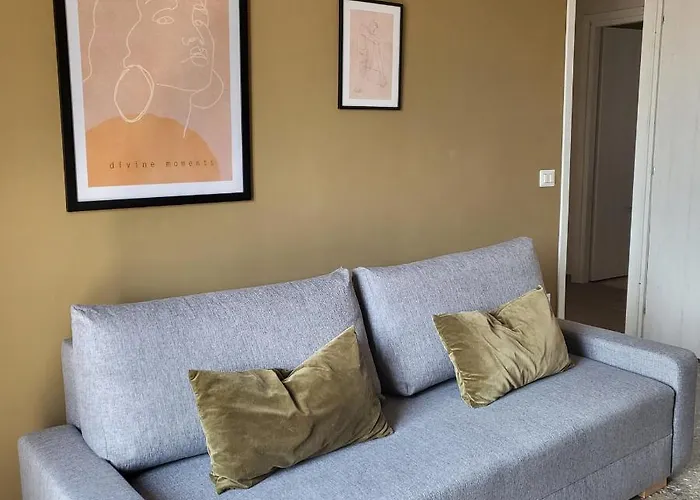 Sole Raggiante Lia Darzillo Afragola